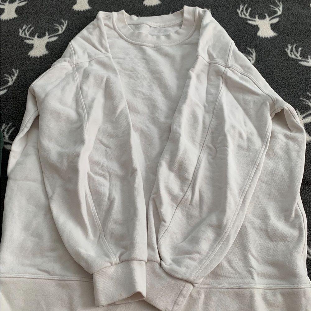 Lululemon white perfectly oversized crew neck size 6